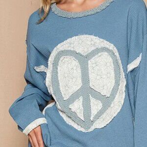 NEW - POL Heart Peace Sign Comfy Thermal Top Size L Large UKT433
